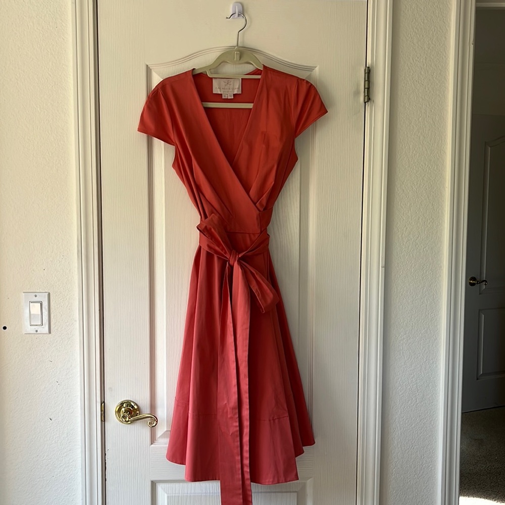Gal Meets Glam Collection
Cap-Sleeve Wrap Dress
